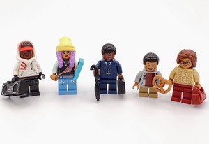 black lego people