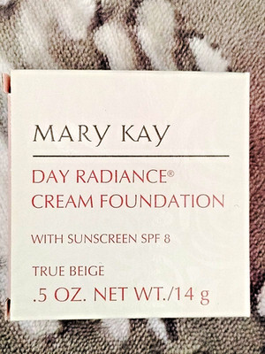 Mary Kay Day Radiance Cream Foundation True Beige #6303 DISCONTINUED - RARE-NIB