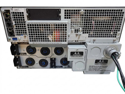 APC SRT8KRMXLT APC Smart-UPS SRT 8000VA RM 208V