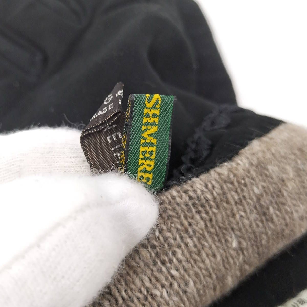 BOTTEGA VENETA Cashmere Wrist Gloves Black Beige Size 7 1/2 Made in Italy Auth thumbnail 8