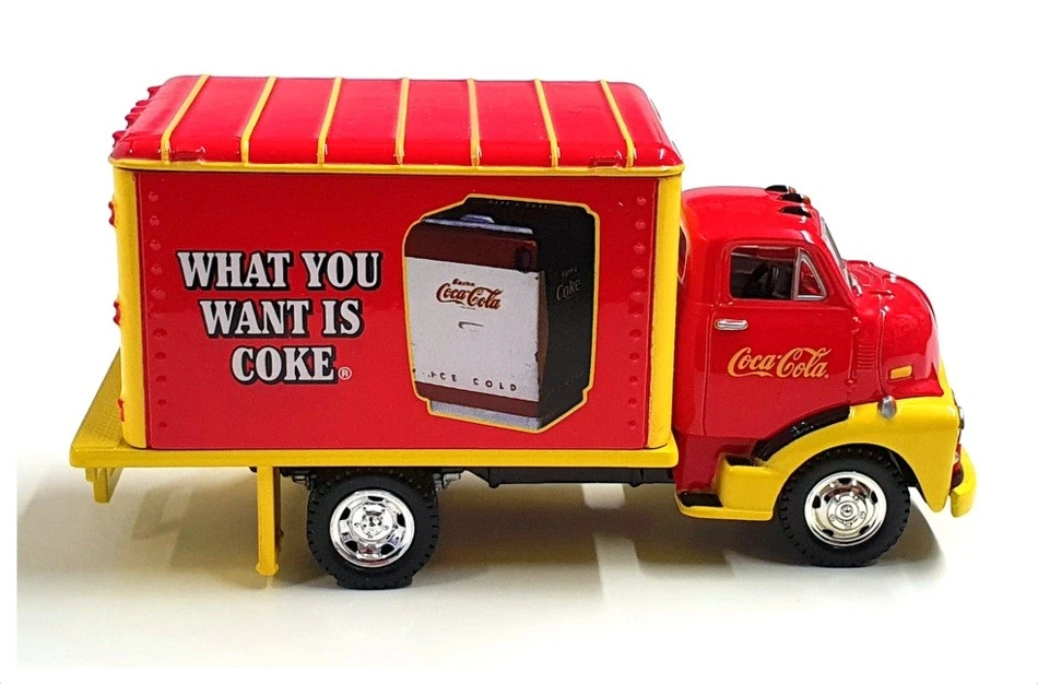 Matchbox 12cm Long YYM96504 - 1948 GMC COE Truck Coca Cola - Red/Yellow - Image 4 of 4