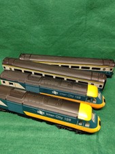 Hornby OO  Class 43 HST Intercity 125 W43002 W43003 Non Runner Plus 2 Coaches GC