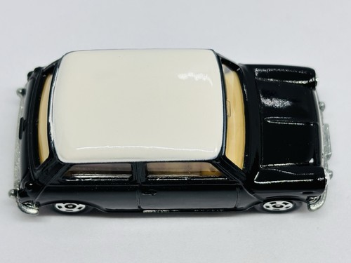 Tomica Tomy 88-2-57 - F8 - BLMC Mini Cooper S - Loose - Car 2 - Made In Japan - Picture 8 of 12