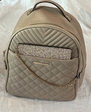 Mochila combinada Aldo beige con bolsa brillante