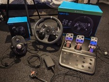 Logitech G920 Driving Force Racing Wheel and Shifter Set for Xbox One and PC