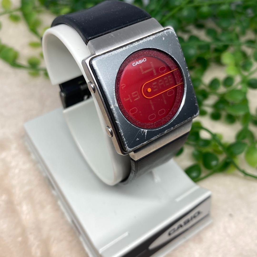 電池交換済み稼働品CASIOカシオFUTURIST LA-2001腕時計デジタル 電池交換済み稼働品CASIOカシオFUTURIST LA-2001腕時計デジタル