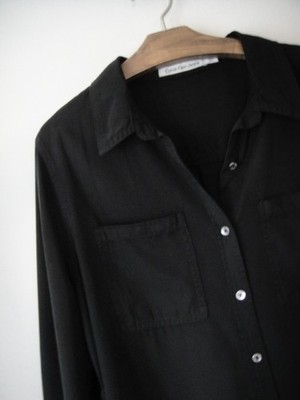 Calvin Klein Jeans Size XL/TG Black Tab Roll up Long Sleeve Blouse