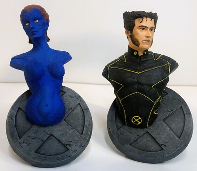 Neca Marvel Collectors Club Exclusive X-Men Wolverine & Mistique Mini Statue