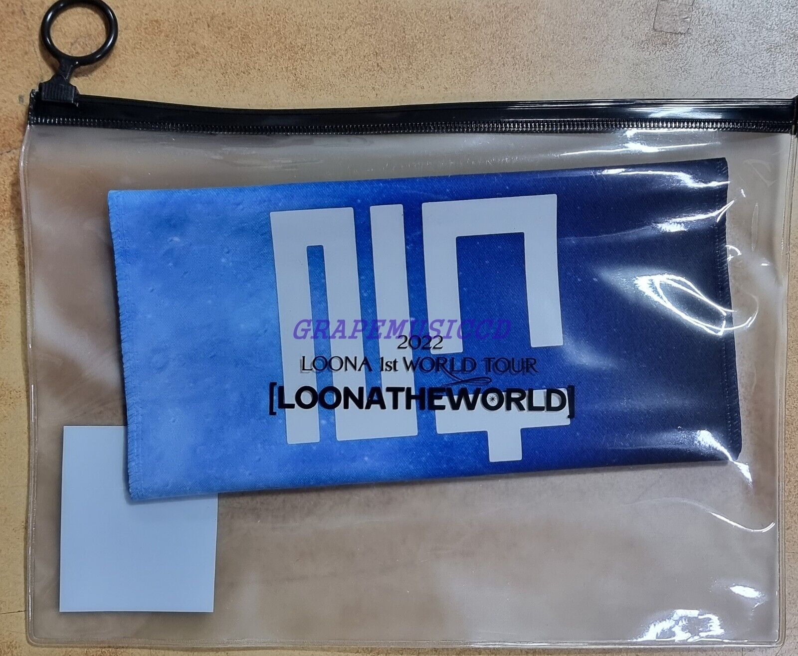 LOONA 2022 1st WORLD TOUR LOONATHEWORLD IN SEOUL MD SLOGAN TOWEL SEALED |  eBay