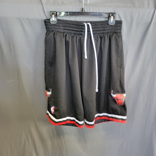 Mitchell & Ness Swingman Collection 1997-98 Chicago Bulls Basketball Shorts M