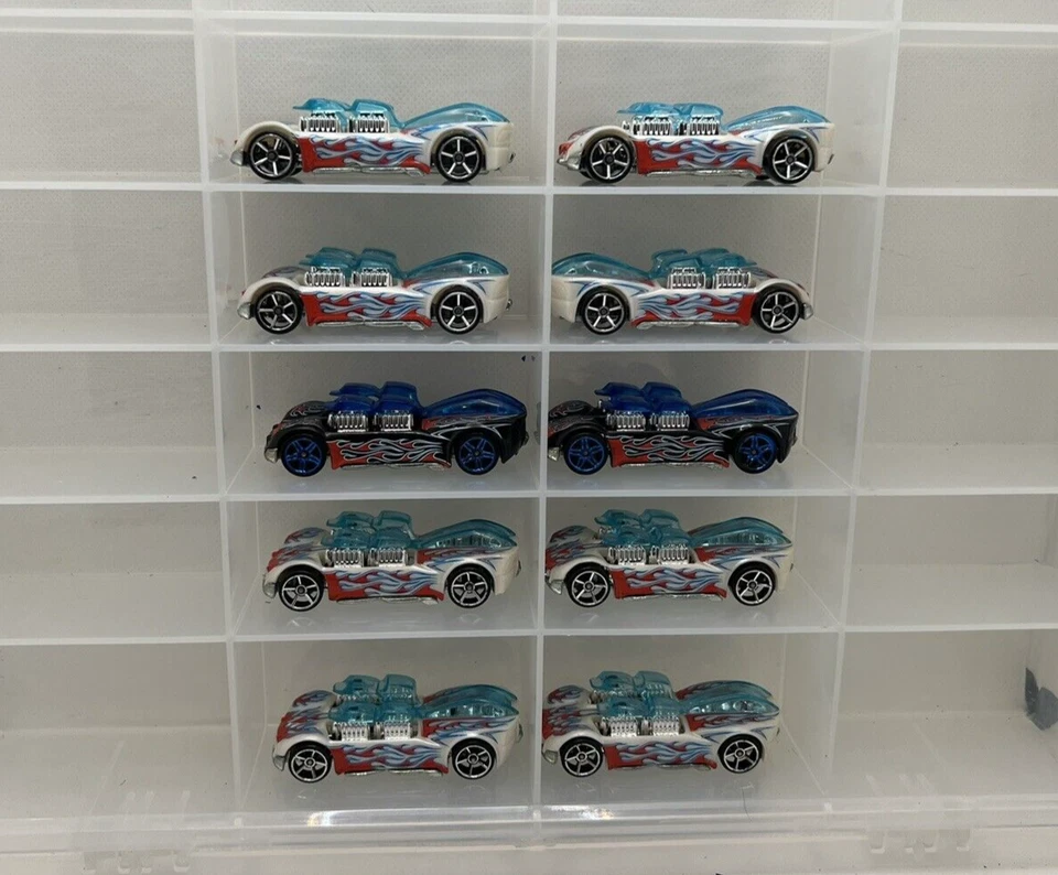 Hot Wheels 2004-7 MYSTERY CAR WHAT-4-2 BLACK & WHite WITH FLAMES LOOSE (32)   - Image 4 of 4