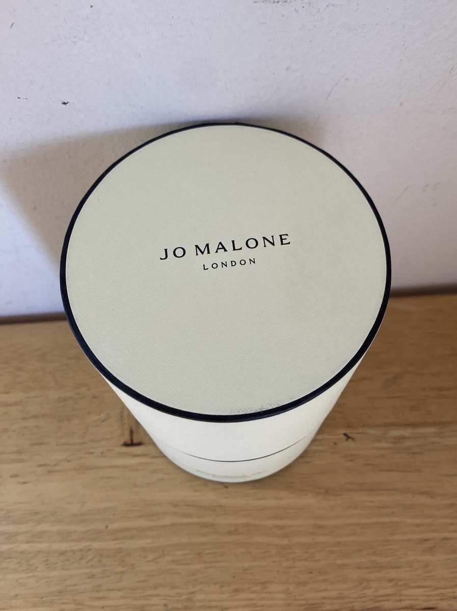 JO MALONE LONDON グリーントマトヴァイン キャンドル Green Tomato Vine Candle | Jo Malone London | United States