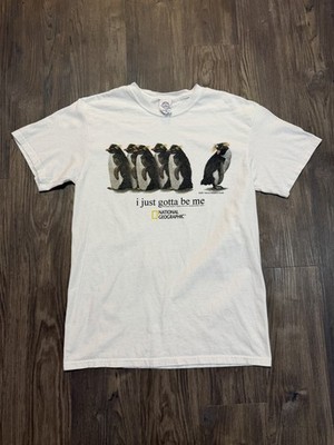 Vintage 2001 National Geographic Penguins I Just Gotta Be Me  T-Shirt - Medium
