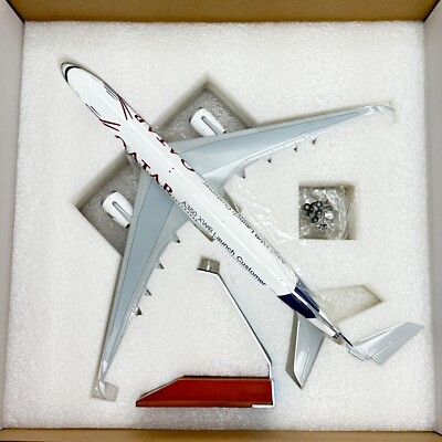 Jcwings製 1/200 カタール航空 A350-900 1/200 Airbus A350-900 XWB Qatar Airlines launch customer