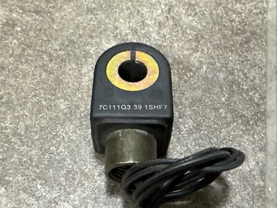 NEW Parker 7C111Q3 39 1SHF7 Solenoid Valve Coil 220/240V 10W NEW Parker 7C111Q3 39 1SHF7 Solenoid Valve Coil 220/240V 10W