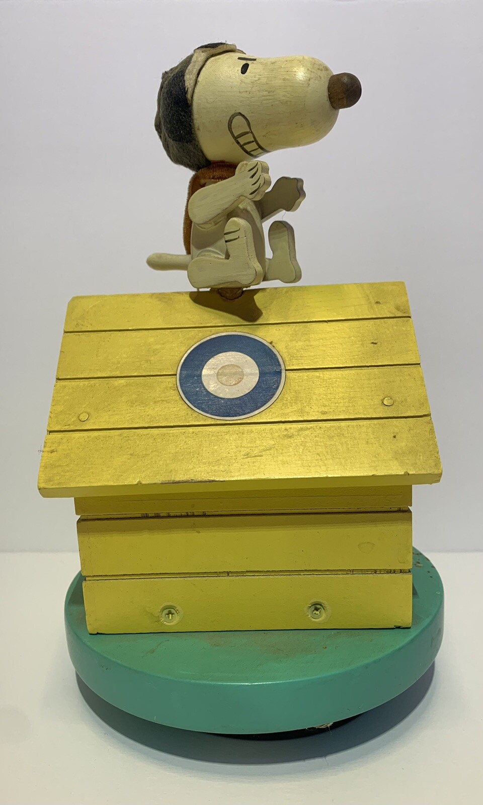 Vintage 1968 Schmid Snoopy Flying Ace Dog House Music Box Red Baron