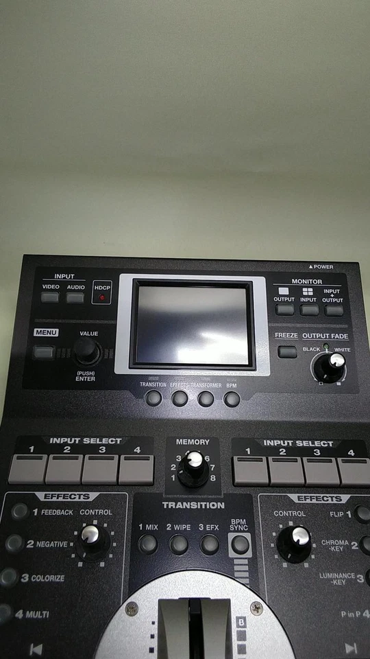 Mezclador digital conmutador de video Roland V-4EX 4 canales 10 entradas 3 salidas probado funcionando Foto 3 de 4