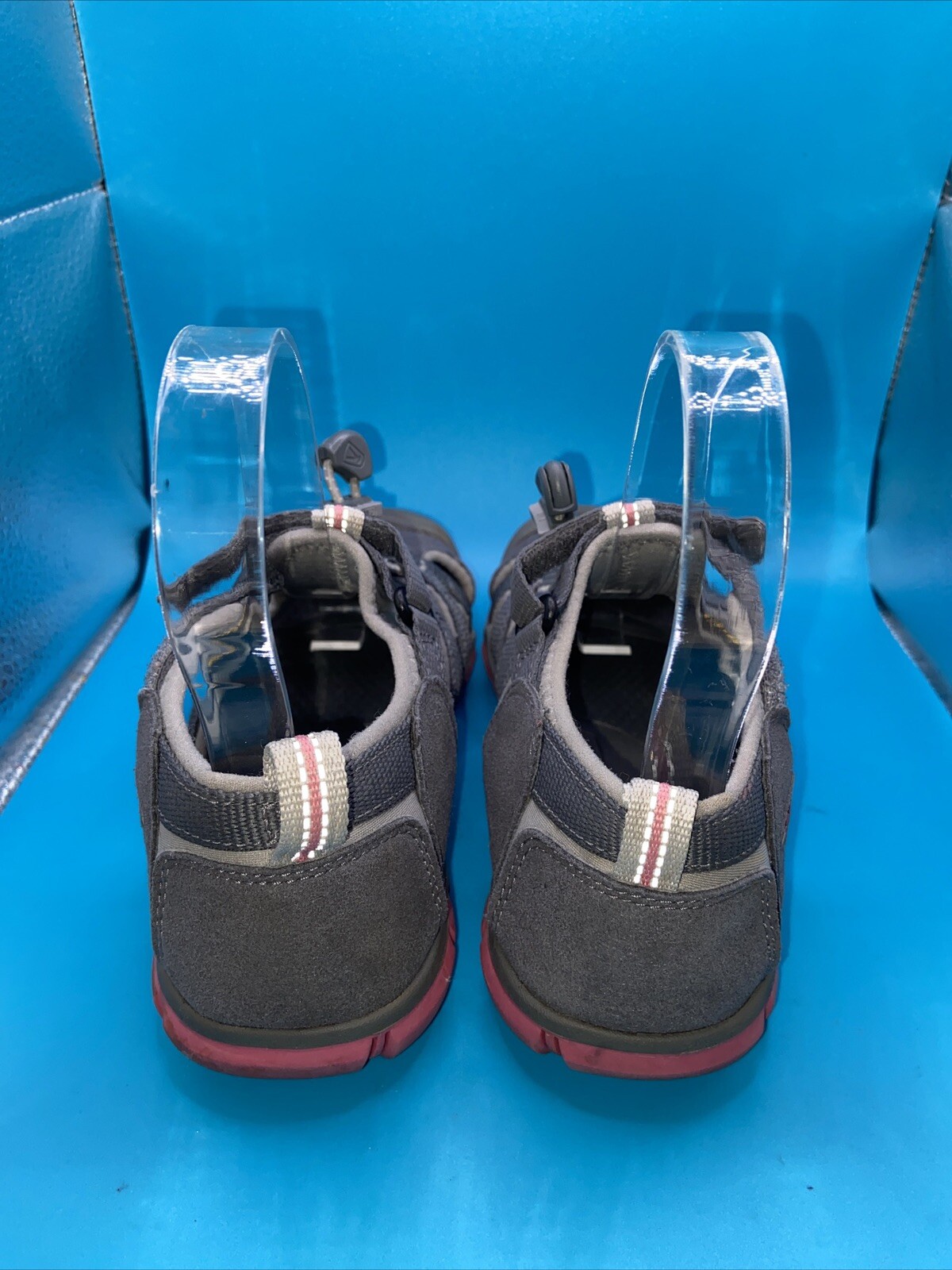 Sandali KEEN taglia gioventù 2 scarpe da acqua U.S. Seacamp 11 CNX grigie punta chiusa 1020702