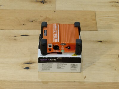 Behringer Ultra-G GI100 Akku / Phantombetriebene Gitarre DI-Box