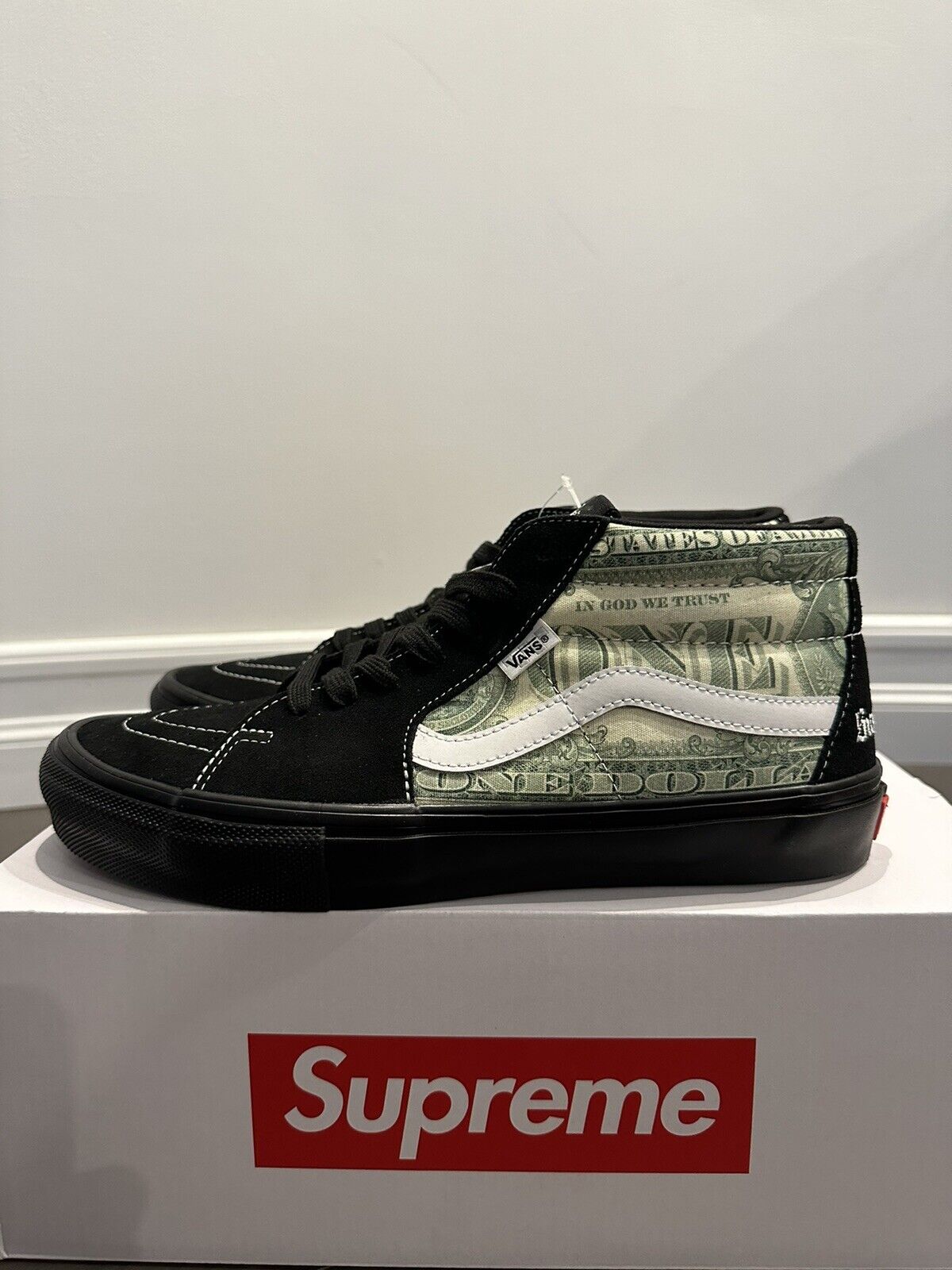 Buy Supreme x Louis Vuitton Hugh Slippers 'Black' - FA0157BLACK