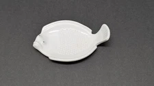 JOYCE CHEN Japan White Porcelain Flounder Fish Ginger Garlic Wasabi Grater Dish
