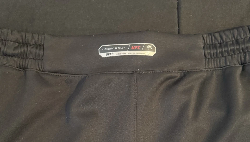 Pantalón Venum UFC Walkout Negro Talla XL Foto 3 de 4