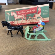 VINTAGE 1930'S BARCLAY 510 ONE HORSE SLEIGH WITH TWO PASSENGERS and BOX