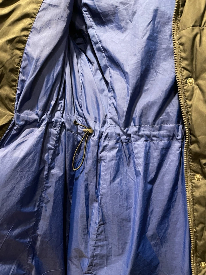 GAP Long Down Puffer Coat Hooded Black, Size Medium - Image 4 of 4