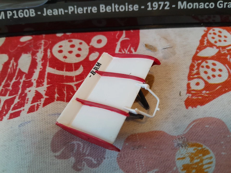 D27b DAMAGED 1/24 BRM P160B Beltoise Monaco GP 1973 Centauria Panini Altaya - Immagine 2 di 4