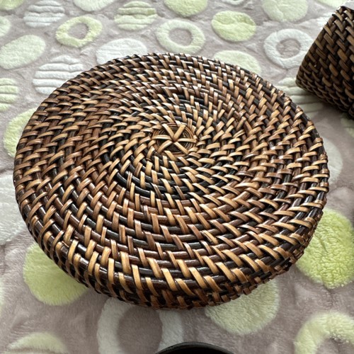 Anelli tovaglioli e sottobicchieri in vimini rattan intrecciato con tazze salsa in legno bonus - Foto 2 di 10