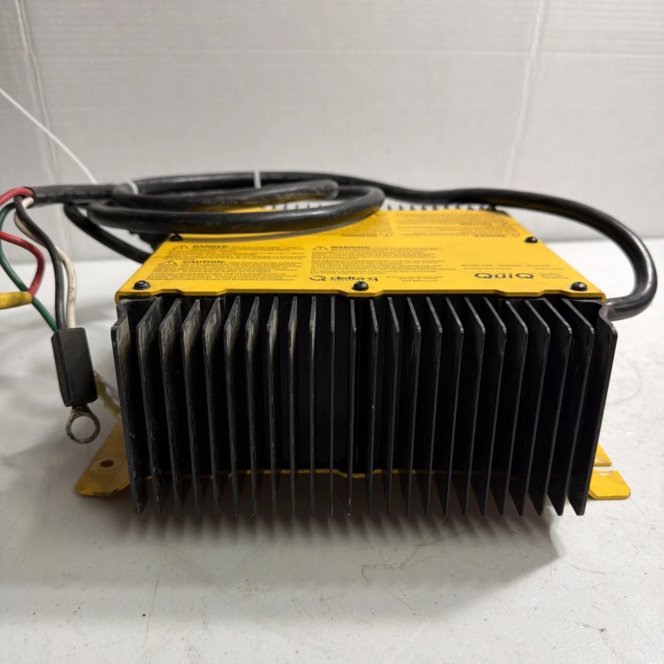 Cargador de batería de carro de golf Delta-Q QuiQ 912-4800 48V fabricante de equipos originales 18A Foto 4 de 4