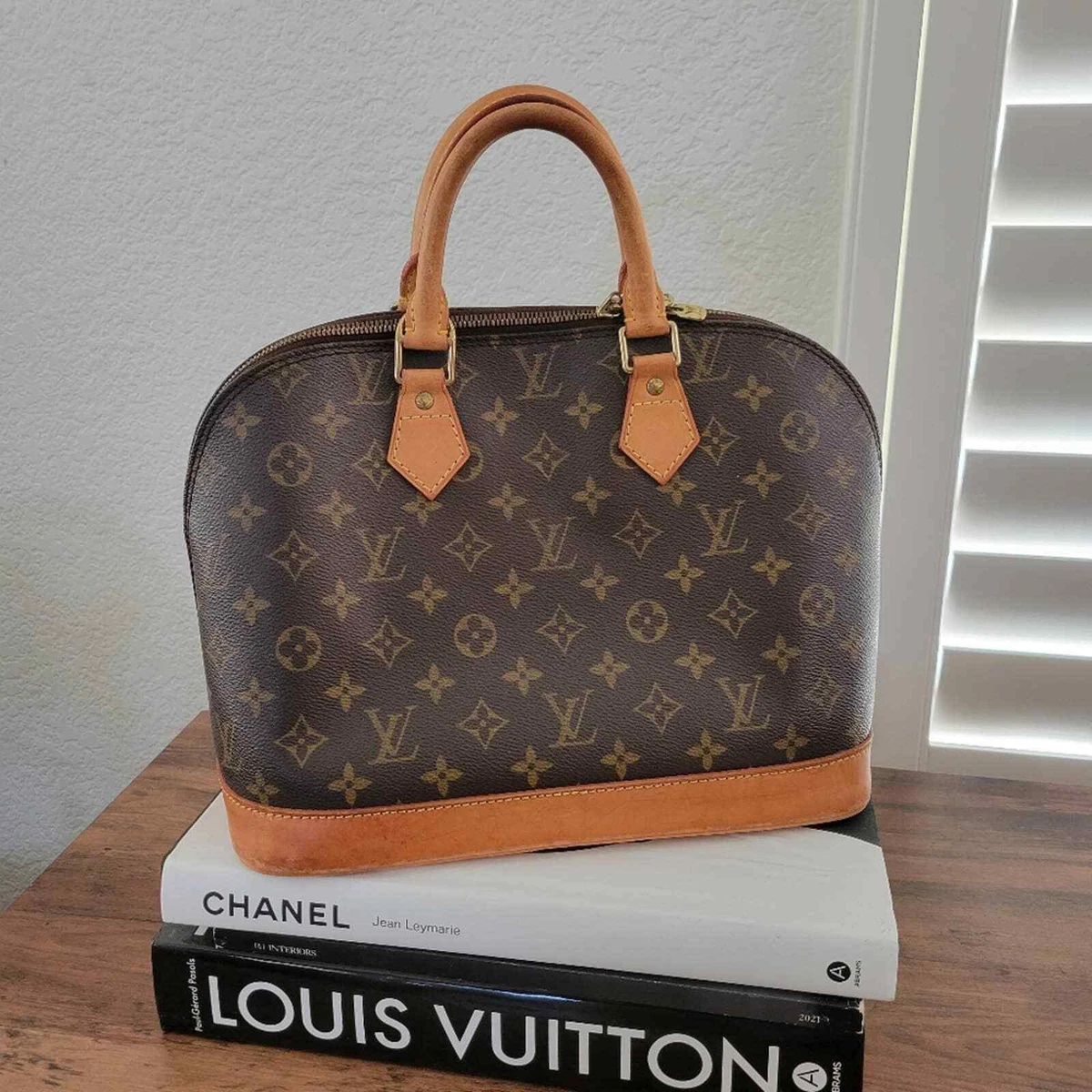 Louis Vuitton Alma PM