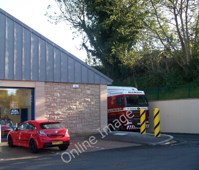 Photo 6x4 A delivery for Lidl Alnwick This does not look like an easy del c2010