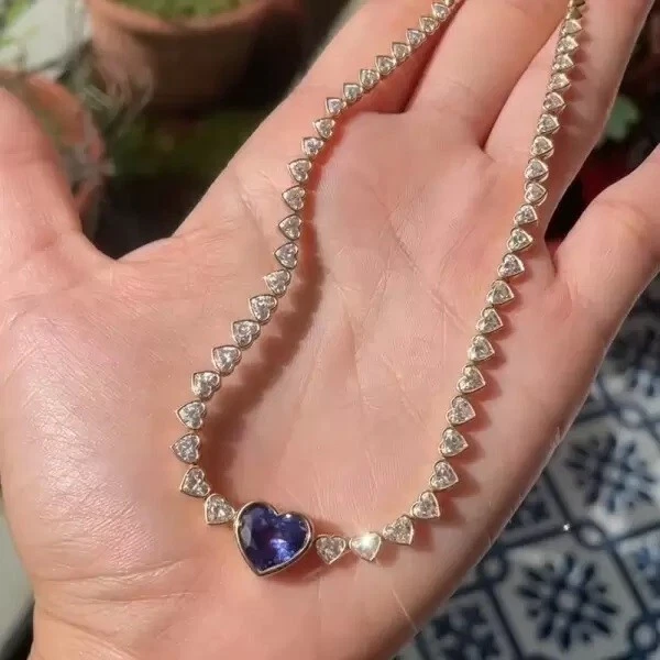 38 Ctw 创建坦桑石和钻石 14k 镀白金心形网球项链 — 第 2/4 张图片