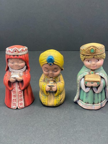 Christmas Nativity Set Mary Joseph Baby Jesus Ceramic with Manger Moppet Style - Picture 8 of 22