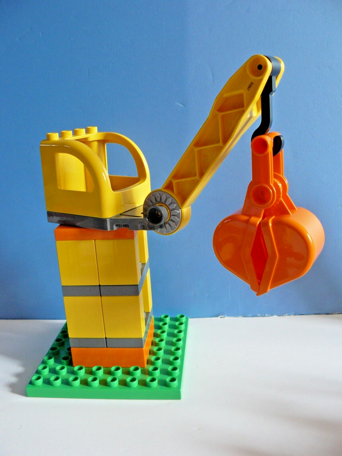Lego DUPLO #10813 BIG CONSTRUCTION SITE ~ CRANE/DUMP TRUCK/BACKHOE
