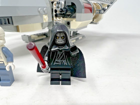 Lego Star Wars 8096 Emperor Palpatine's Shuttle Missing 2 mini figs READ DESCRIP