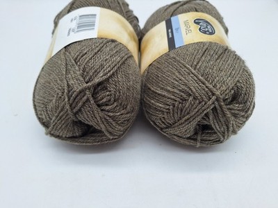 2 balls Moda Vera Marvel Yarn 100g 8 ply  1021 782203  100% Acrylic