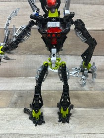 LEGO BIONICLE: Mutran and Vican (8952) Complete w/ Manual & Leeches No Box