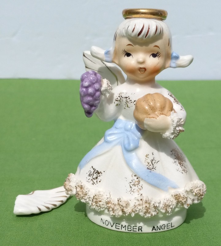 Vintage 1987 Napco Angel of the Month Figurine November Girl Thanksgiving