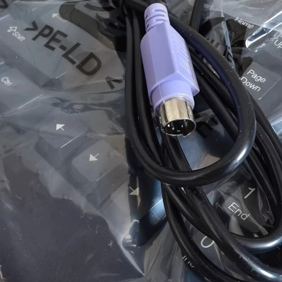 Original Lenovo Traditional PS2 Wired Keyboard SK8817 & Mouse MA118P Set 00XH896 - Image 4 of 4