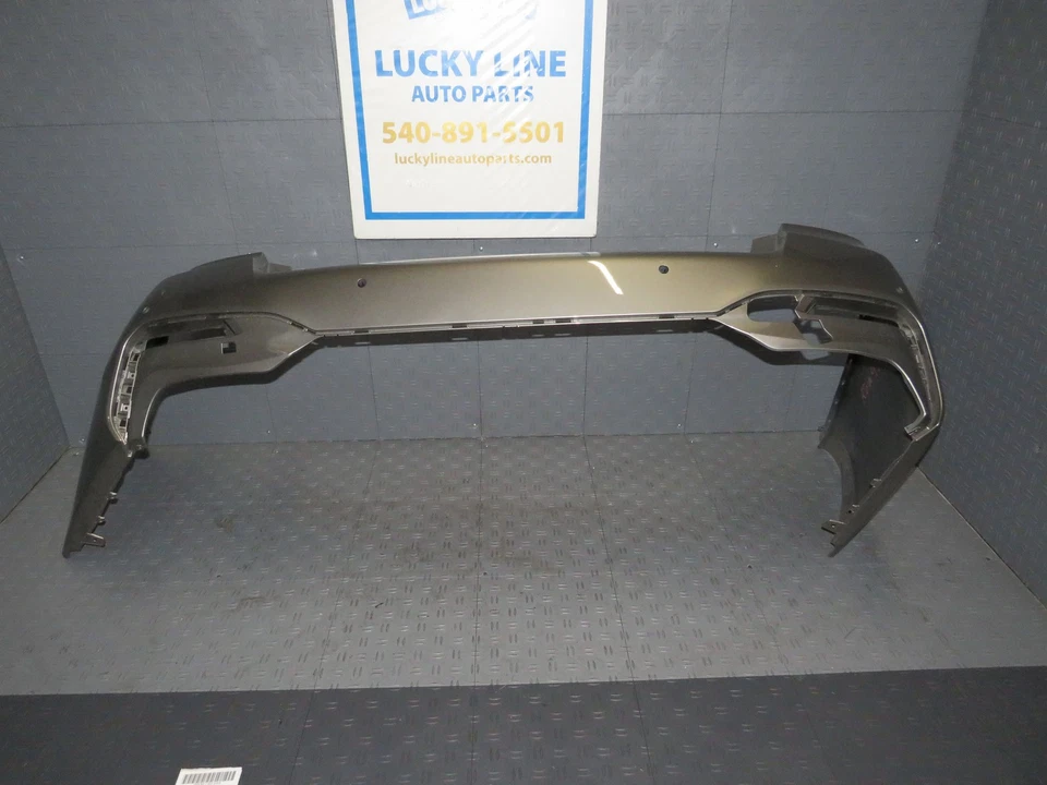 21 PARAGOLPES TRASERO BMW 530I OEM Foto 4 de 4