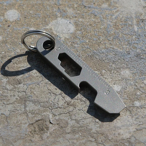 Mini Portachiavi in Lega di Titanio Pry Bar EDC Crowbar Opener Outdoor Multi Tools - Foto 9 di 10