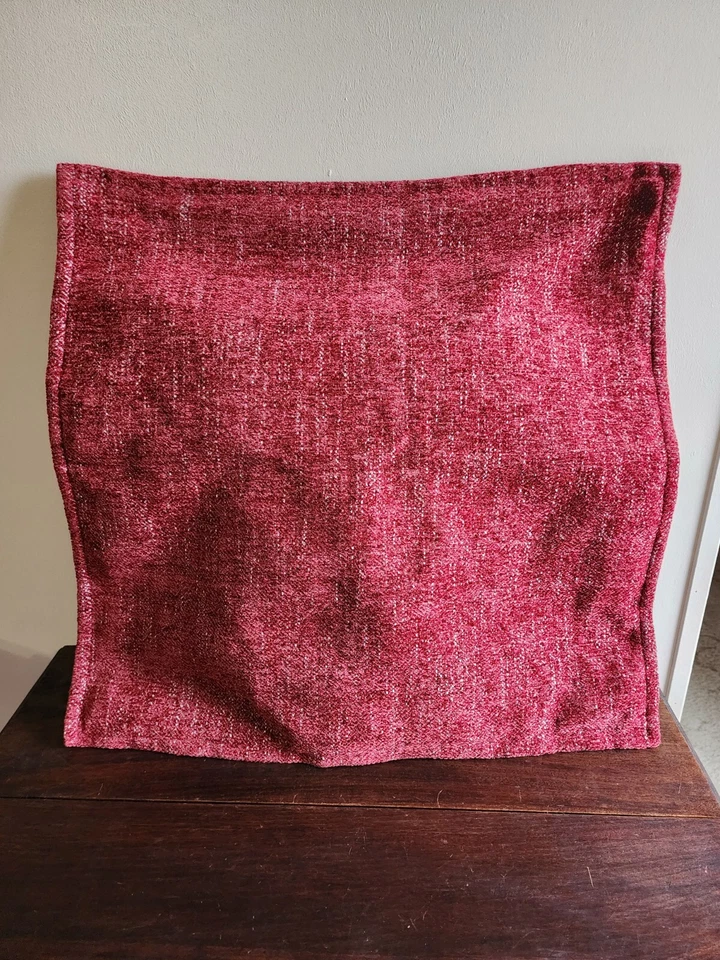 Set of 2 Red & White Tapestry Throw Pillow Covers Zipper size 22 x 22 in - Image 3 of 4