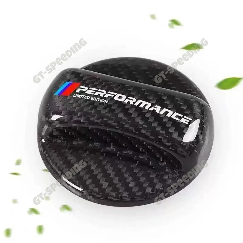 Cubierta de tapa de combustible de fibra de carbono para BMW Serie 4 F82 F83 F32 F33 F36 G82 G83 M4 Foto 2 de 4