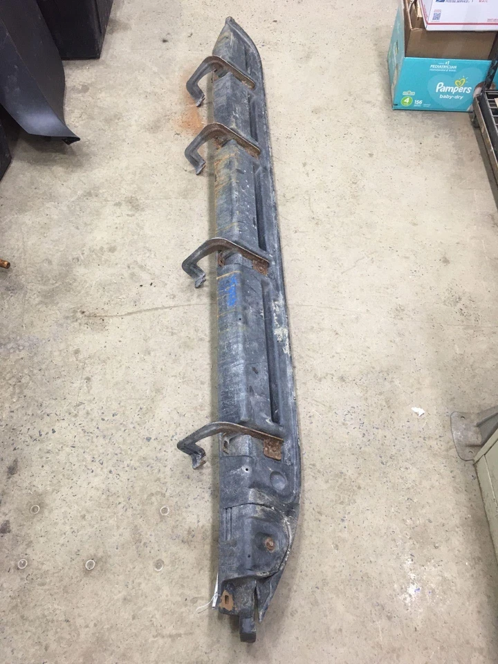 08 ESCALADE ESV Running Board Rusted Spots Foto 2 de 2