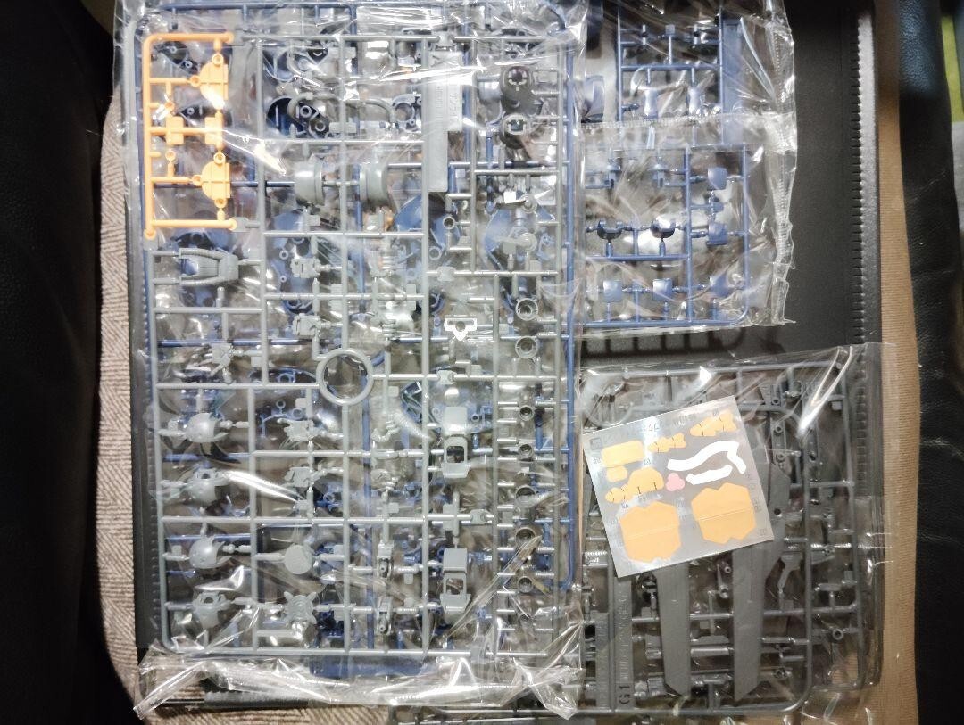 KIT MODÈLE BANDAI Hobby HGBF R-GyaGya (échelle 1/144) EUR 74,98 - FR