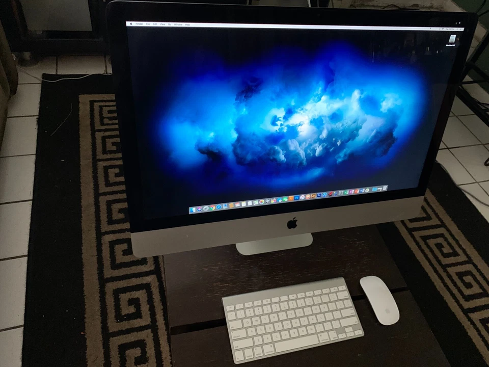 iMac Retina 5K - 27” (Late2015) - Perfect For Graphic Designers - Image 3 of 4