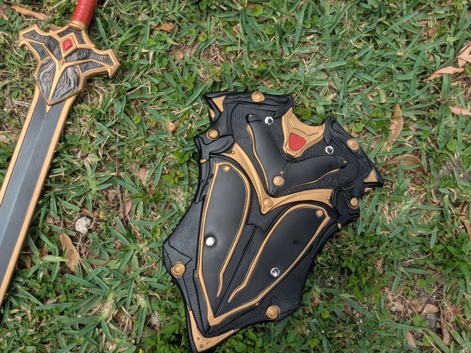 Espada y escudo de espuma de poliuretano de 20 pulgadas Foto 3 de 4