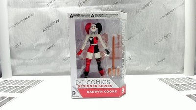 DC Comics Harley Quinn Designer Series Darwyn Cooke DC Collectibles Figure - NEW